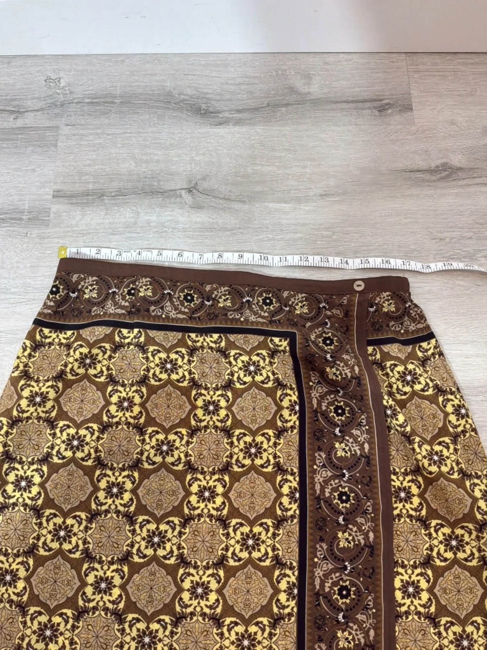 EUC Vintage Sag Harbor Faux Wrap Midi Skirt Size 16